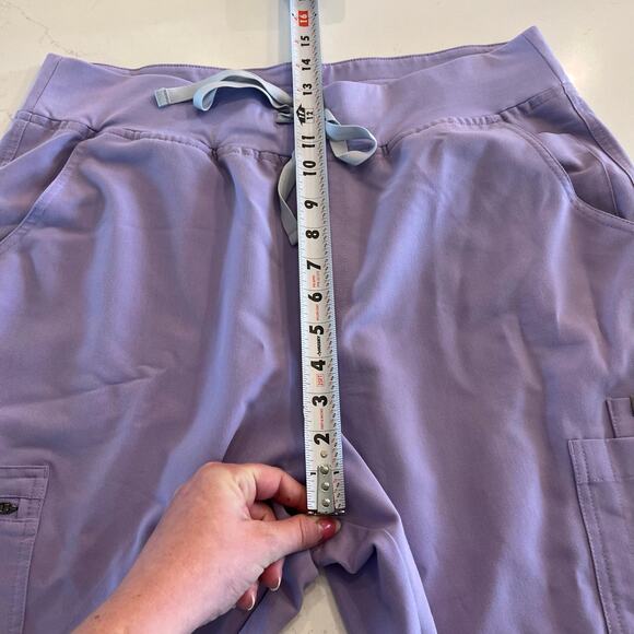 FIGS High Waisted Yola Skinny Scrub Pants in Lavender Dew Size XL Petite - Picture 5 of 6
